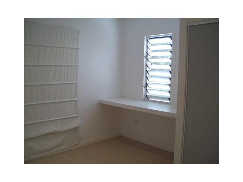 11 Koonwarra Parade, Macleay Island QLD 4184