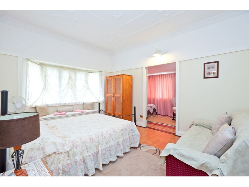 16 Noogie Street, Macleay Island QLD 4184