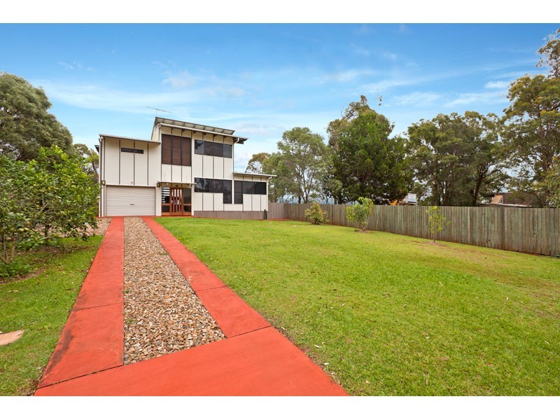 136 Western Road, Macleay Island QLD 4184