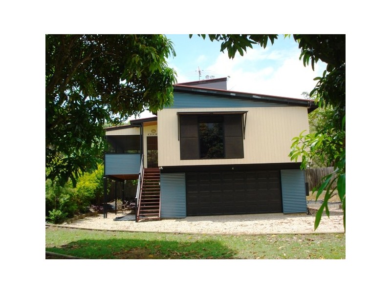 4 Quail Place, Macleay Island QLD 4184