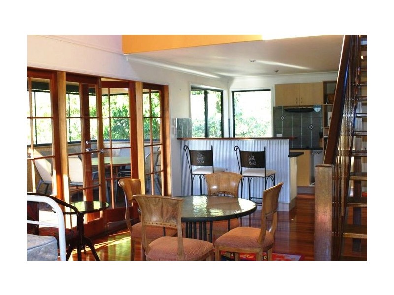 4 Quail Place, Macleay Island QLD 4184