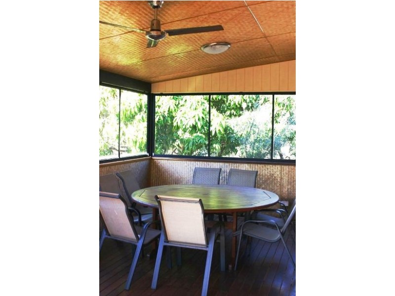 4 Quail Place, Macleay Island QLD 4184