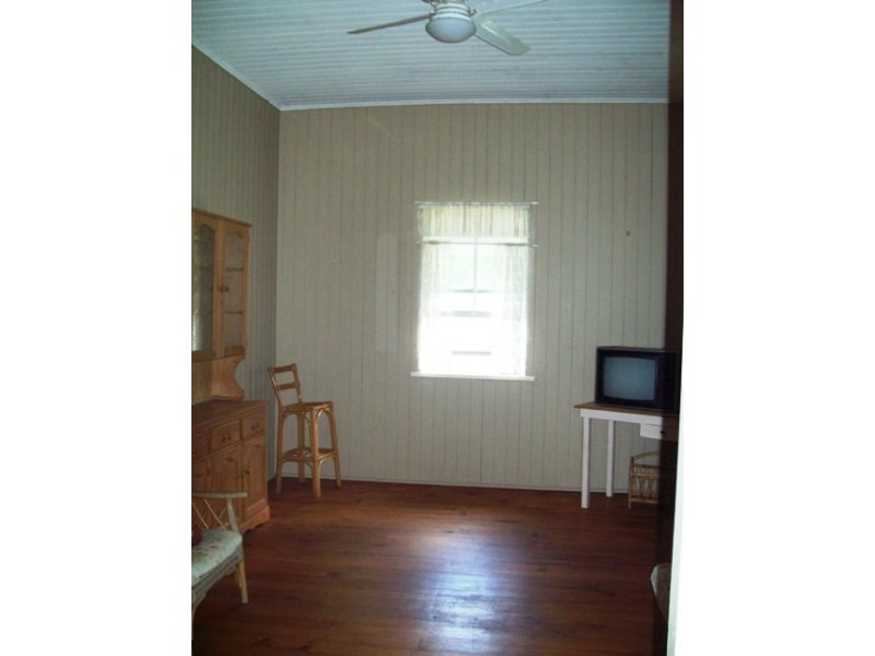 26 Arthur Street, Macleay Island QLD 4184