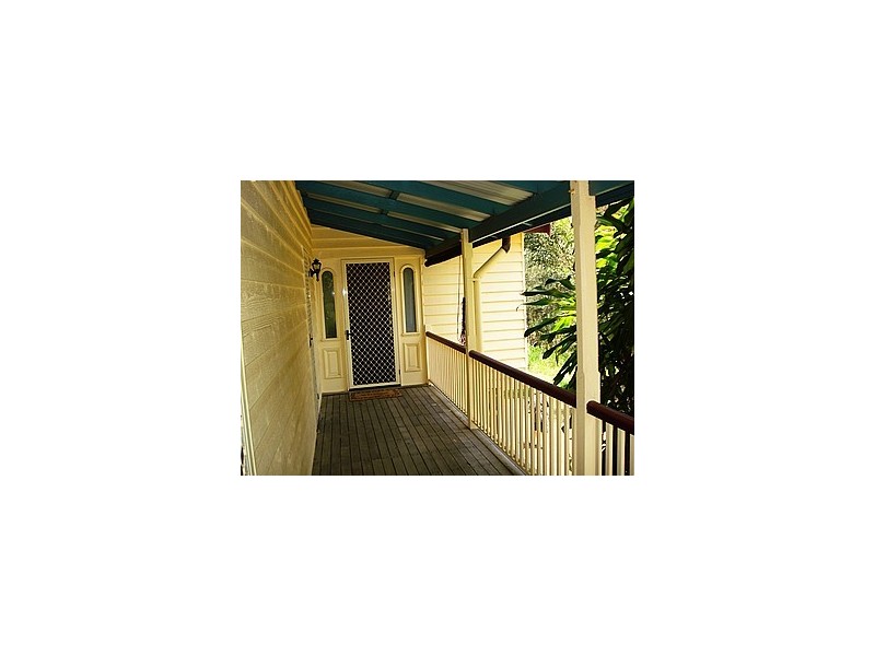 66 Charles Terrace, Macleay Island QLD 4184