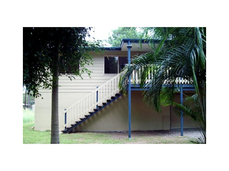169 High Central Road, Macleay Island QLD 4184
