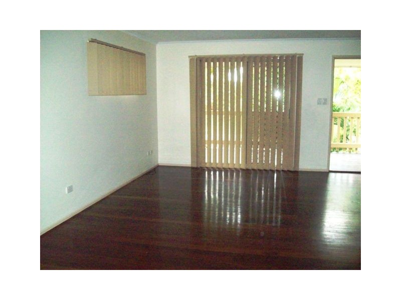 169 High Central Road, Macleay Island QLD 4184