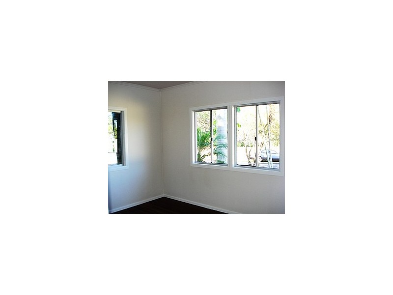 26 Leonie Crescent, Lamb Island QLD 4184