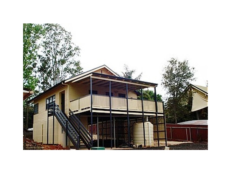 3 JUNE PARADE, Lamb Island QLD 4184