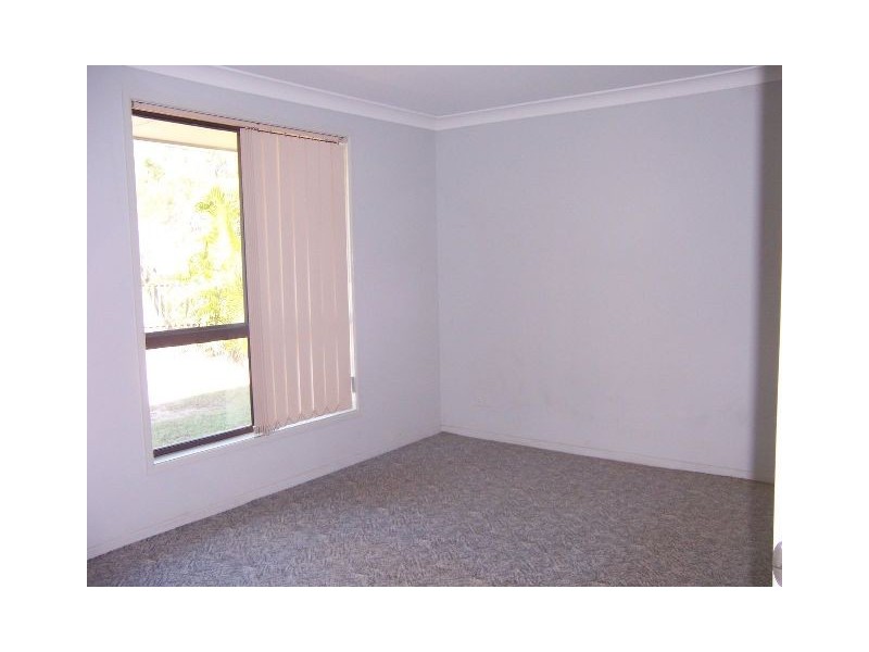 1 Undine Street, Macleay Island QLD 4184
