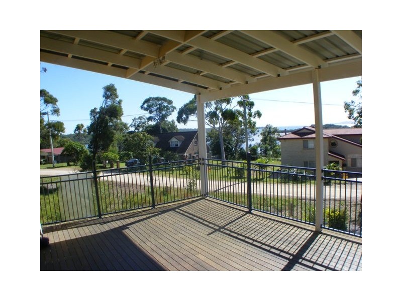 29 Timothy Street, Macleay Island QLD 4184