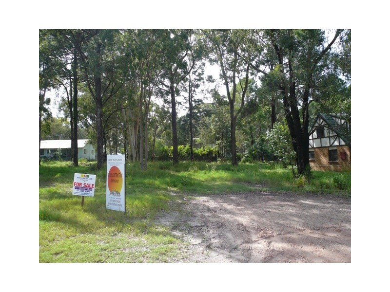 38 Nugent Street, Macleay Island QLD 4184