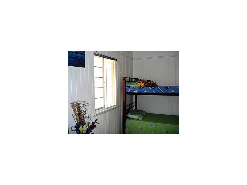 9 Kalara Street, Macleay Island QLD 4184