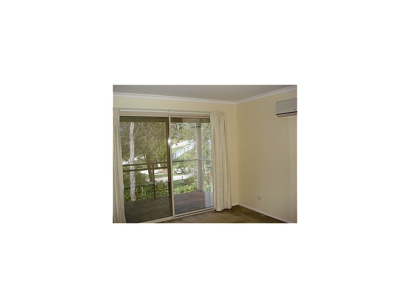 60 Perulpa Drive, Lamb Island QLD 4184