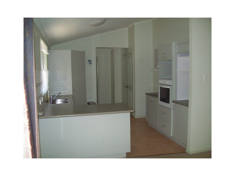 26 Alexander Street, Macleay Island QLD 4184