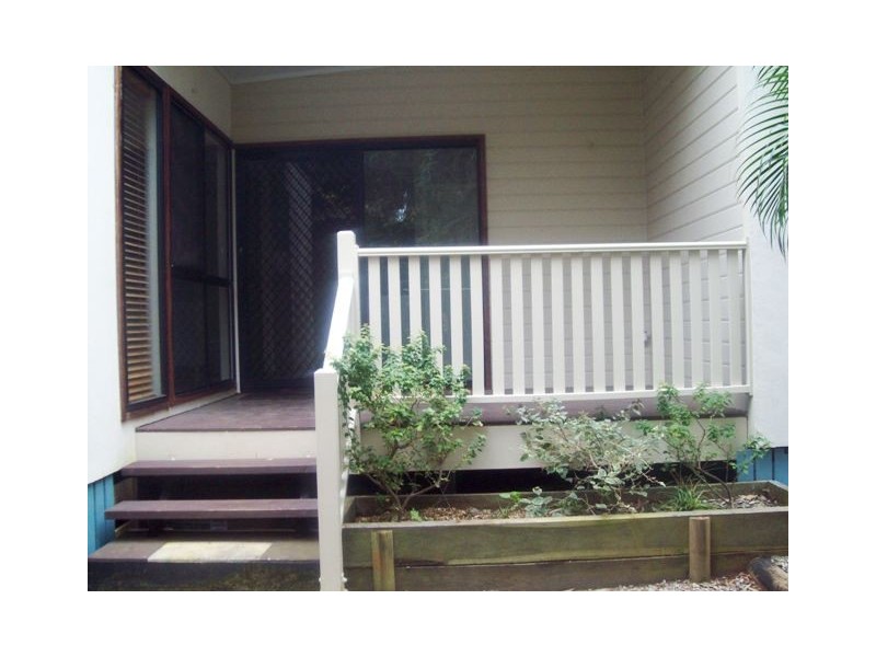 55 Francis Road, Macleay Island QLD 4184