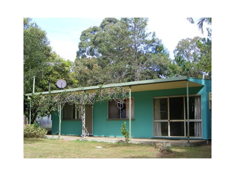 181-183 High Central Road, Macleay Island QLD 4184