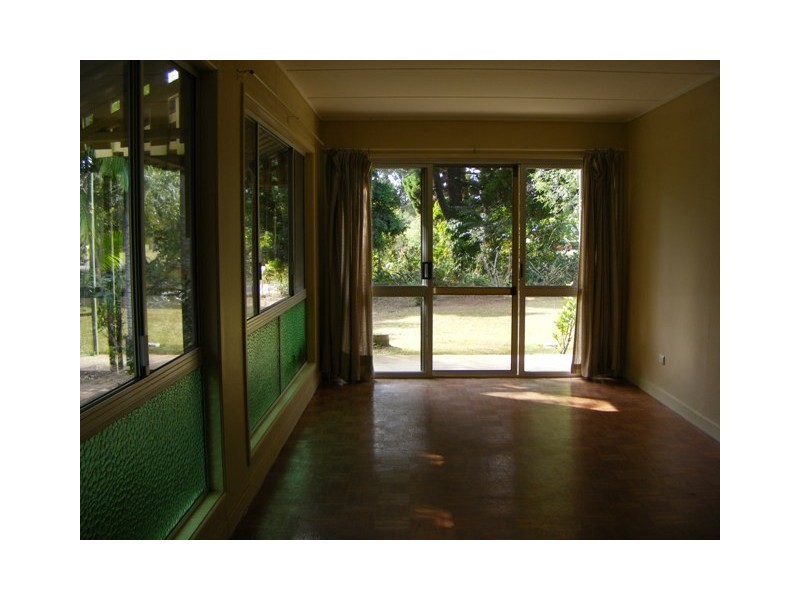 181-183 High Central Road, Macleay Island QLD 4184