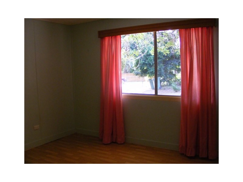 181-183 High Central Road, Macleay Island QLD 4184