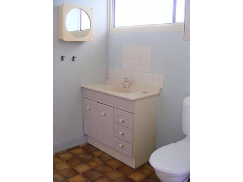 181-183 High Central Road, Macleay Island QLD 4184