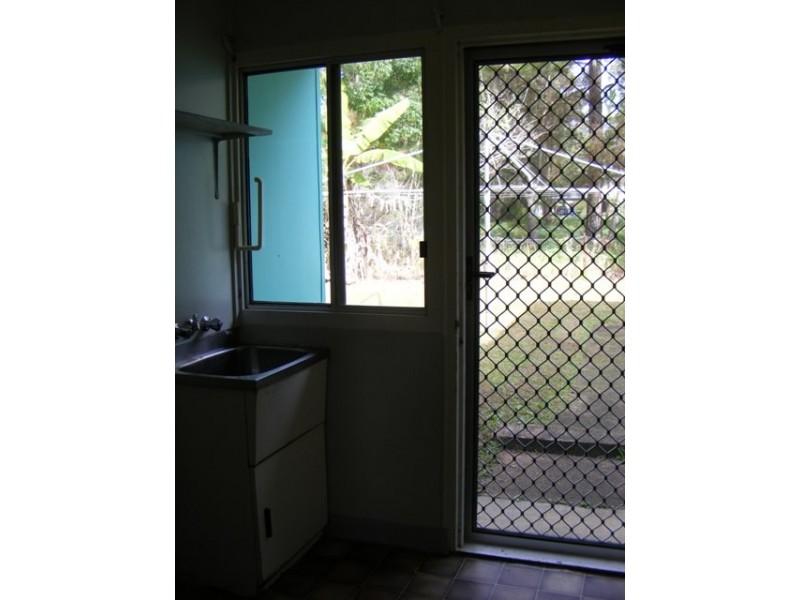 181-183 High Central Road, Macleay Island QLD 4184