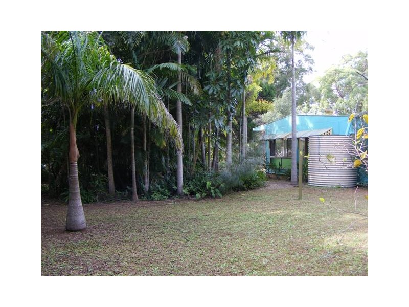 181-183 High Central Road, Macleay Island QLD 4184