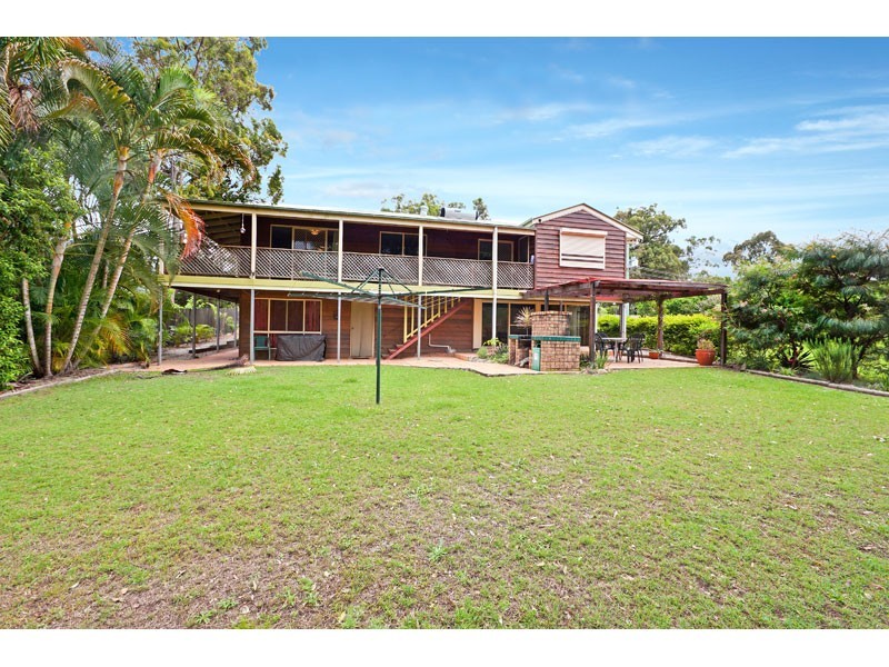 25 Wharf Street, Macleay Island QLD 4184