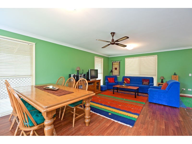 25 Wharf Street, Macleay Island QLD 4184