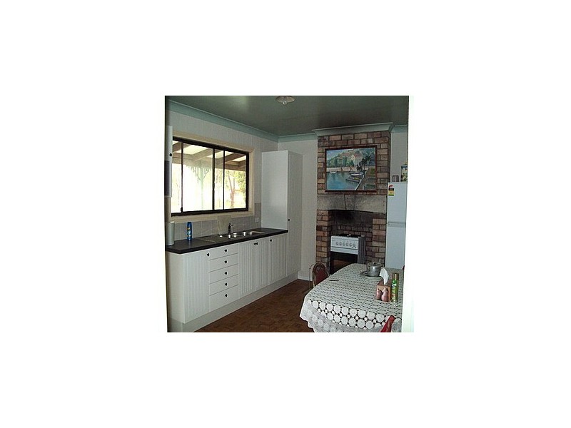 35 Attunga Street, Macleay Island QLD 4184