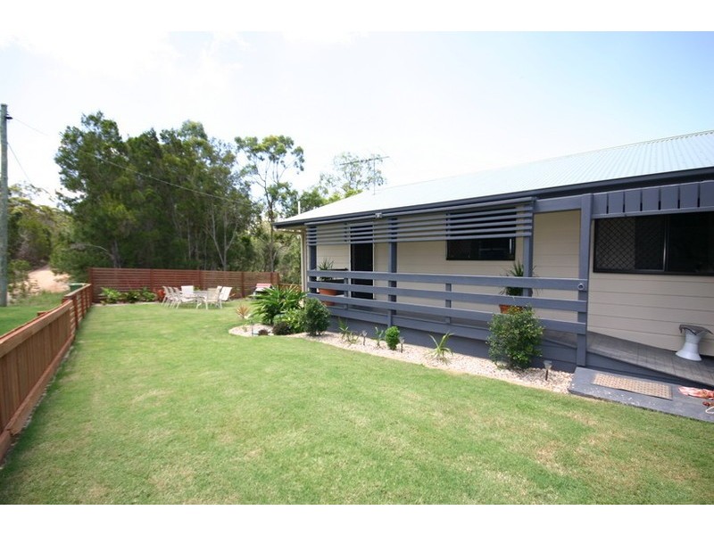 8 Timothy, Macleay Island QLD 4184