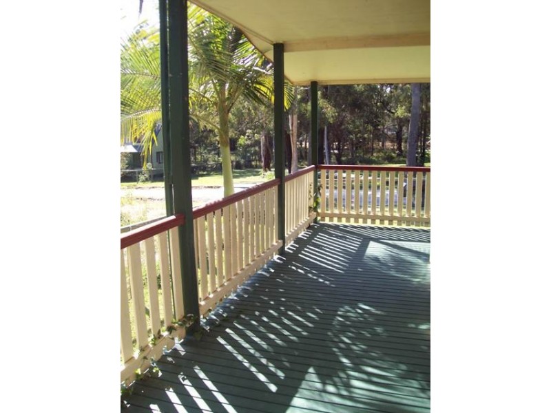 12 Noogie Street, Macleay Island QLD 4184