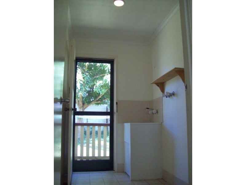 12 Noogie Street, Macleay Island QLD 4184