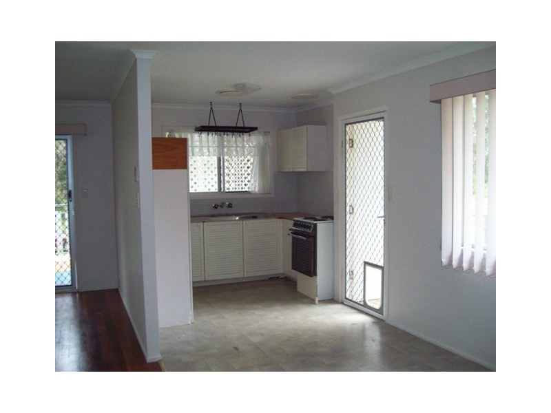 4 Brolga Street, Macleay Island QLD 4184