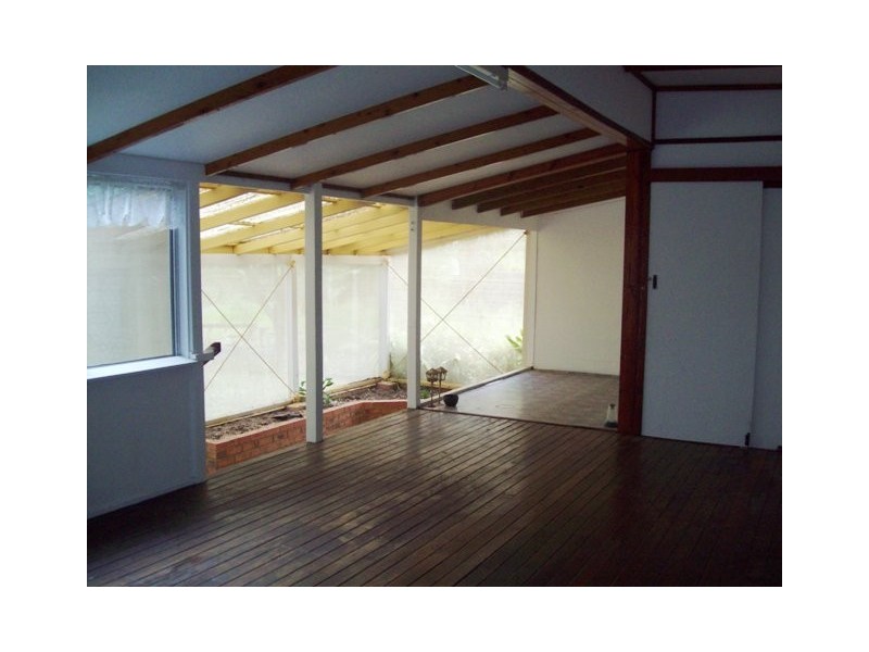 74 Charles Terrace, Macleay Island QLD 4184