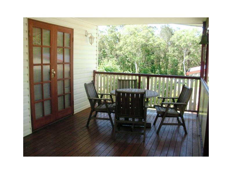 100 Western Road, Macleay Island QLD 4184