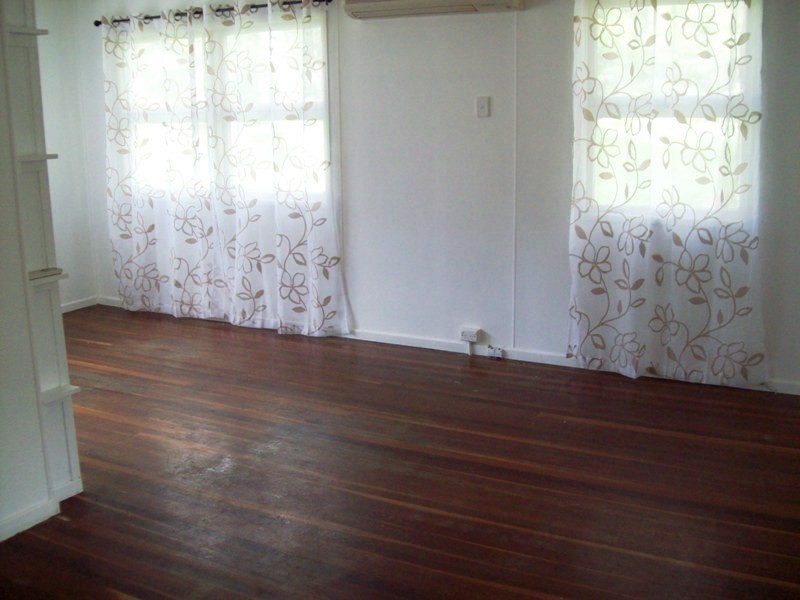 25  Tingara Street, Macleay Island QLD 4184