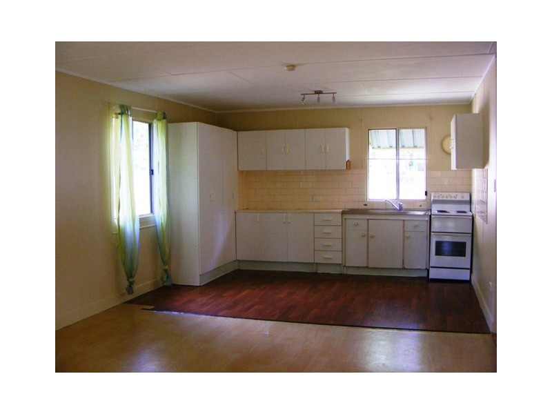 181 High Central Road, Macleay Island QLD 4184