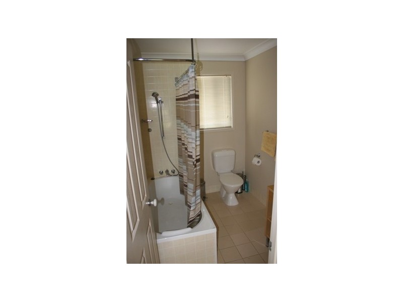 8-10 GORDON ROAD, Macleay Island QLD 4184