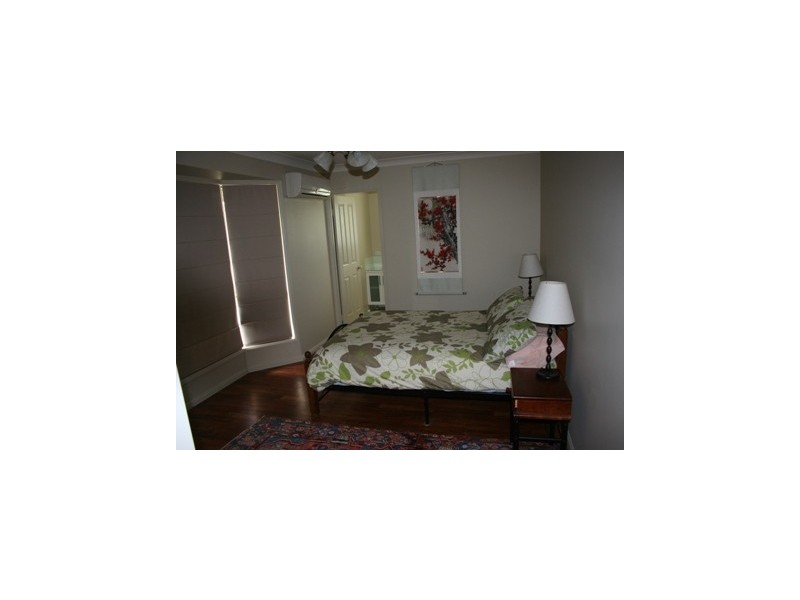 8-10 GORDON ROAD, Macleay Island QLD 4184