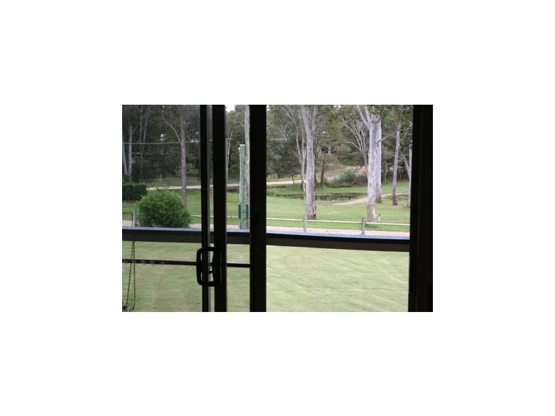 8-10 GORDON ROAD, Macleay Island QLD 4184