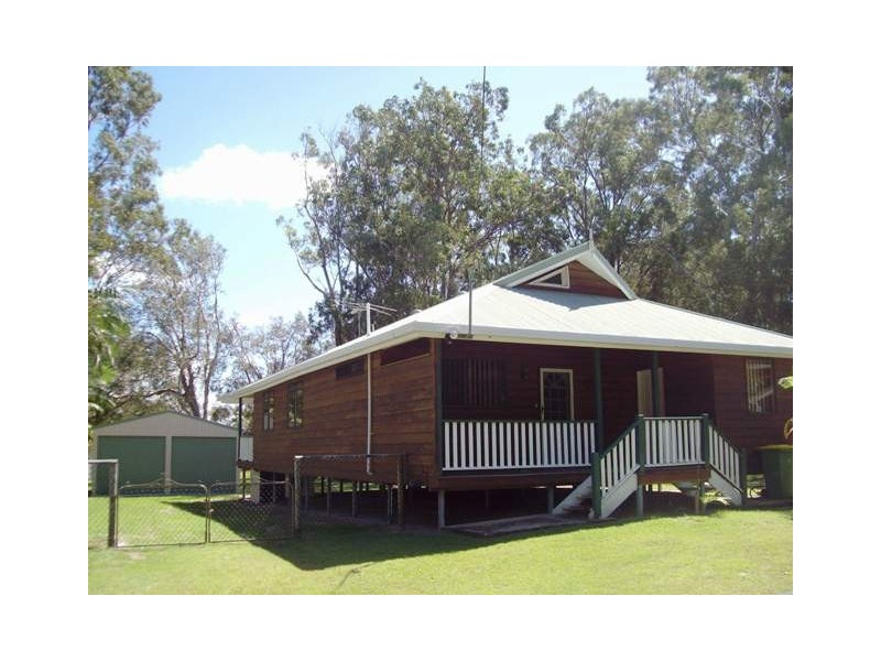 9 Attunga Street, Macleay Island QLD 4184