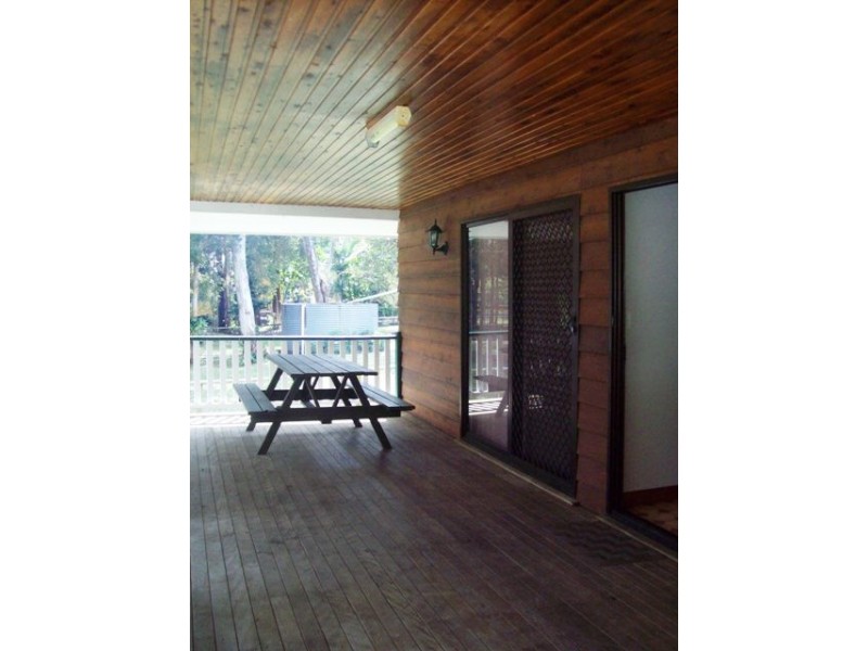 9 Attunga Street, Macleay Island QLD 4184