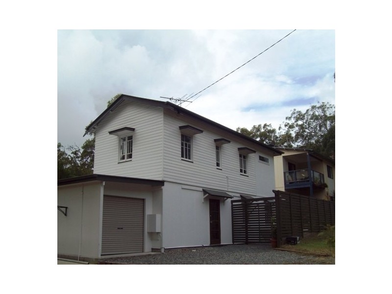 9 JANE STREET, Macleay Island QLD 4184