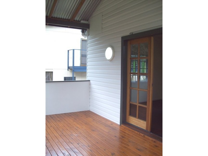 9 JANE STREET, Macleay Island QLD 4184