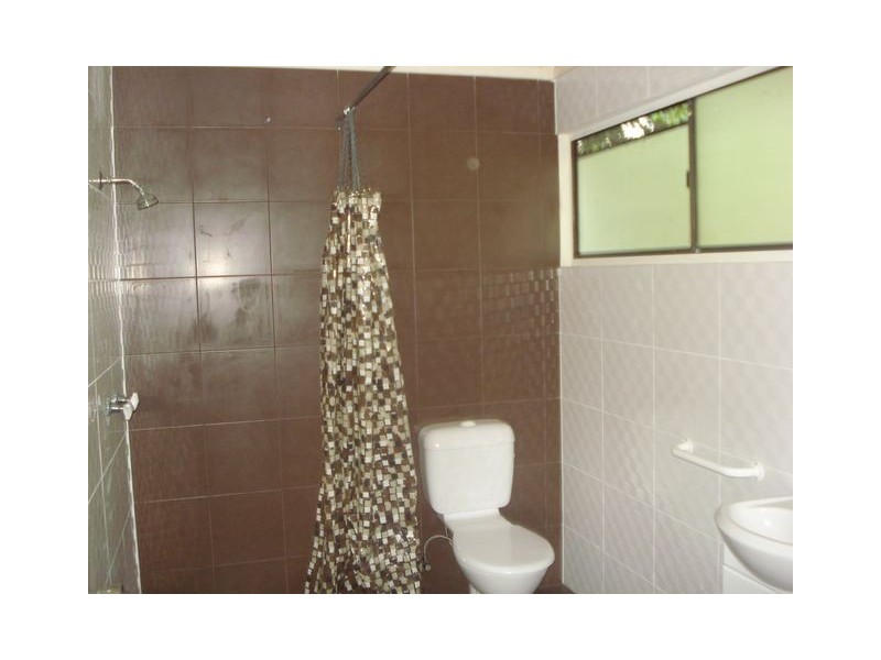 6 Niel Street, Lamb Island QLD 4184