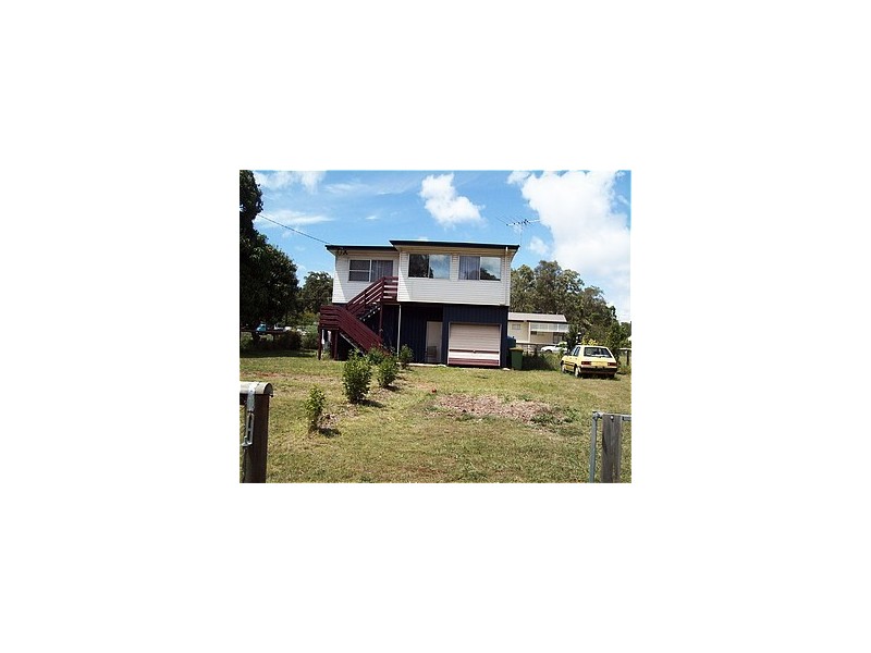 14 BETTY STREET, Macleay Island QLD 4184