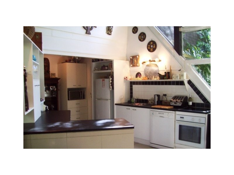 182 KATE STREET, Macleay Island QLD 4184