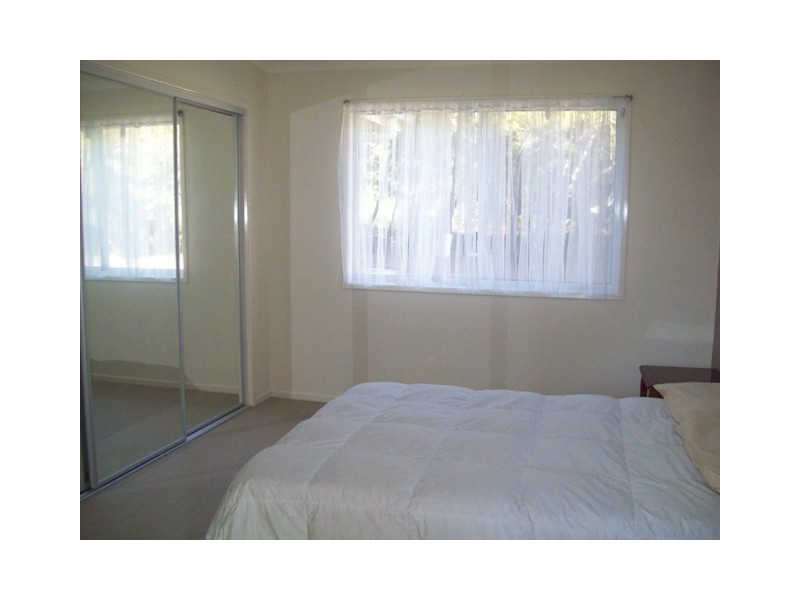 3 SAPPHIRE STREET, Russell Island QLD 4184