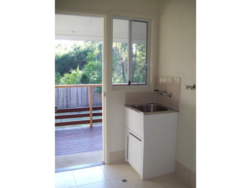 3 SAPPHIRE STREET, Russell Island QLD 4184