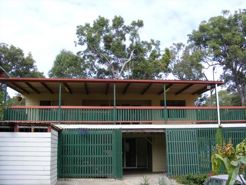 10 JANE STREET, Macleay Island QLD 4184