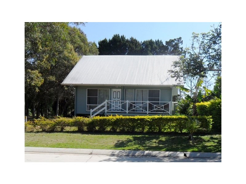 59 Noyes Parade, Karragarra Island QLD 4184